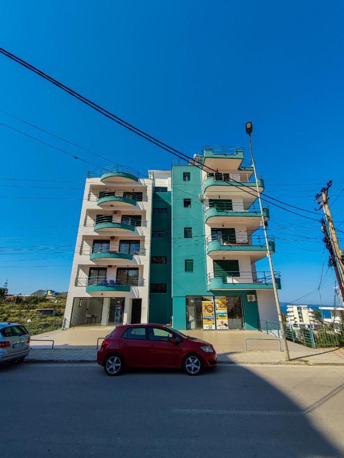 סרנדה El Rio Apartments מראה חיצוני תמונה