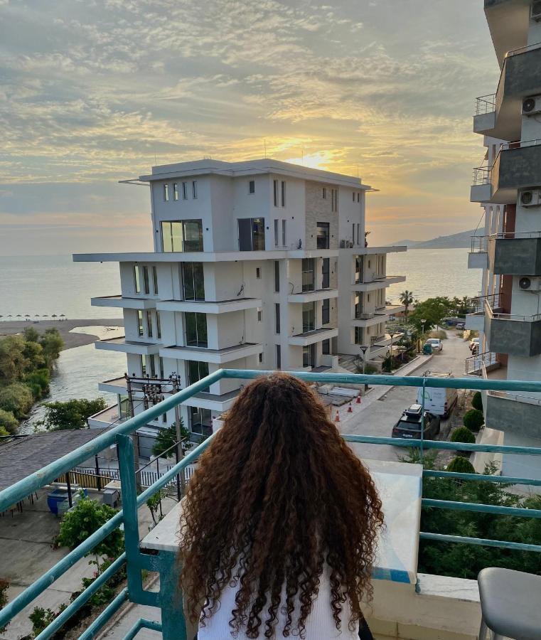 סרנדה El Rio Apartments מראה חיצוני תמונה