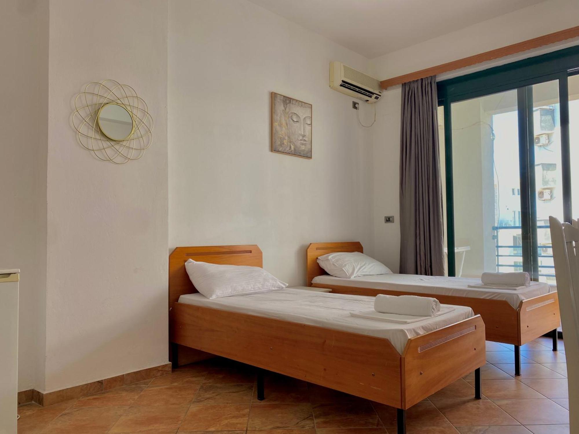סרנדה El Rio Apartments מראה חיצוני תמונה